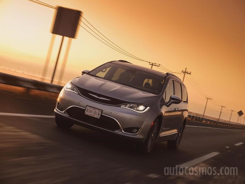 Chrysler Pacifica 2017