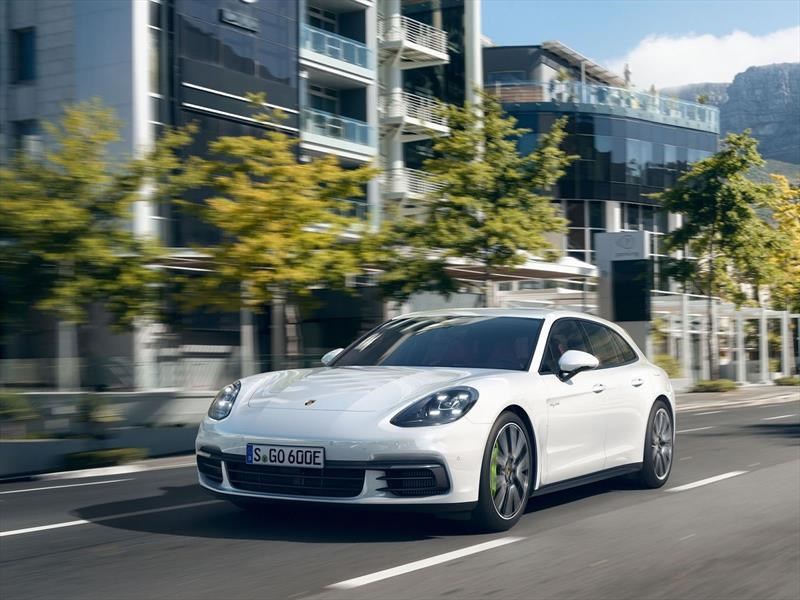 Porsche Panamera Sport Turismo 2018