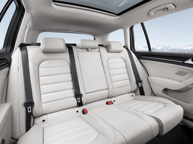 Volkswagen Golf Wagon 2014