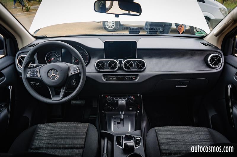 Mercedes Clase X 2018 - World Premiere en Chile