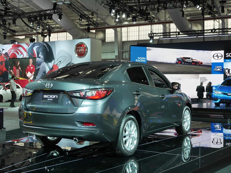 Scion iA 2016