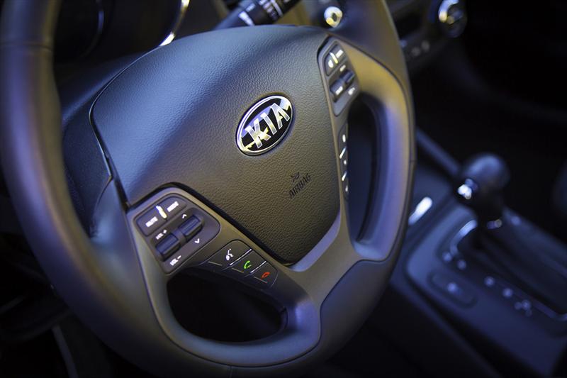Kia Forte Sedán 2014
