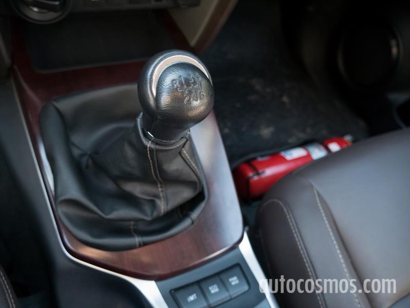 Nueva Toyota SW4 a prueba