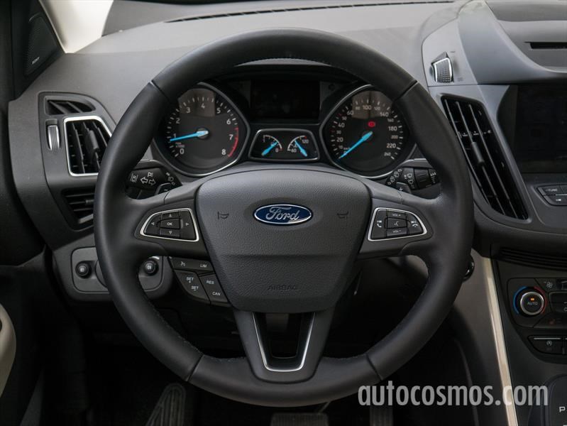 Ford Kuga a prueba