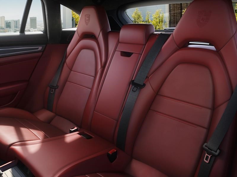 Porsche Panamera Sport Turismo 2018