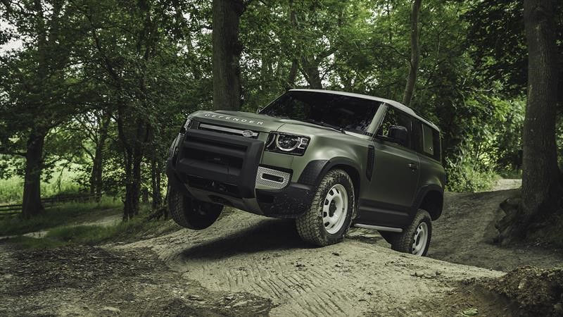 Land Rover Defender 2020