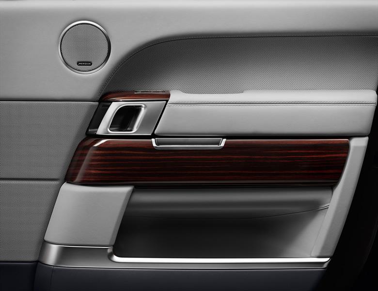 Range Rover SVAutobiography 2016
