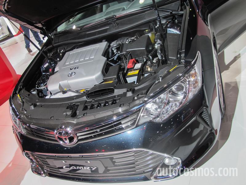 Toyota en el Salón de Buenos Aires 2015