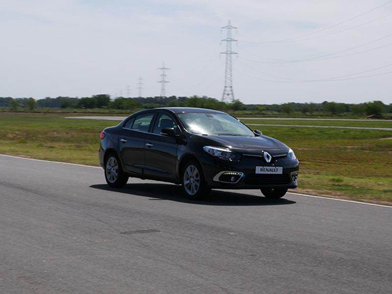 Renault Fluence se renueva.