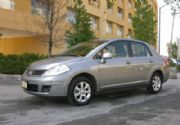 Nissan Tiida Sedán a prueba