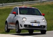 Fiat 500 Abarth: mini deportivo de 205 km/h