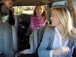 10 cosas que las mamás toman en cuenta al elegir un auto