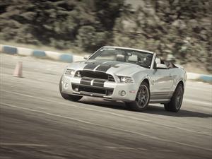 Ford Mustang Shelby GT500 Convertible 2013
