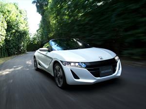 Honda S660, un diminuto convertible exclusivo para Japón