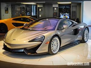 McLaren 570GT 2017 en Chile, variante gran turismo para el deportivo inglés