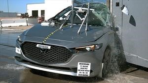 Mazda 3 2020 es reconocido por el alto nivel de seguridad que ofrece a los pasajeros
