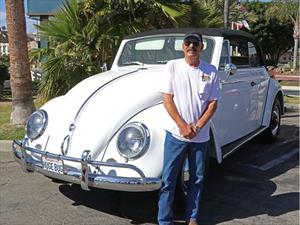 Conoce el Vocho convertible gigante, una reproducción perfecta