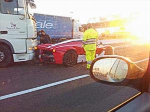 Ya chocaron a la Ferrari LaFerrari
