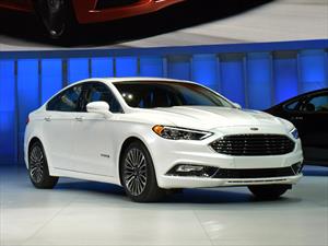Ford Fusion 2017, regresa el V6