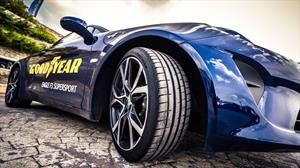 Goodyear vuelve al segmento de los súper autos y la alta competición