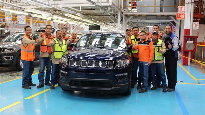 Ford, GM y FCA reactivan sus fábricas en Estados Unidos