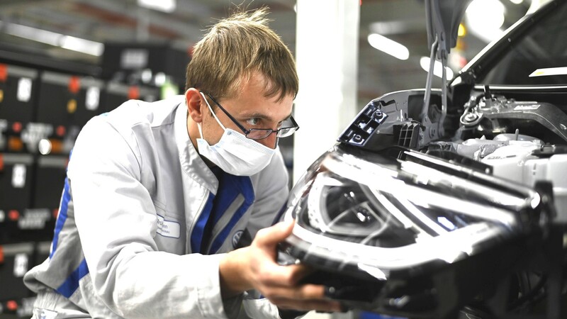 Las ventas de automóviles en el mundo disminuirán, por lo menos, un 17 por ciento en 2020