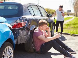 Uno de cada tres conductores ingleses choca su auto nuevo en los primeros 2 meses
