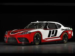 Toyota Supra NASCAR 2019 debuta
