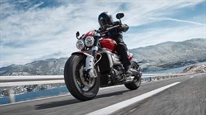 La Triumph Rocket 3 acelera más rápido que un superdeportivo