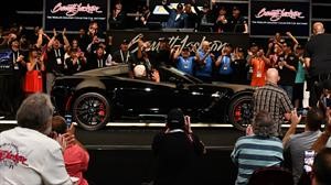 El último Chevrolet Corvette con motor frontal fue subastado por mucha plata