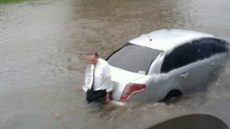 ¿Qué daños puede sufrir mi auto en una inundación?