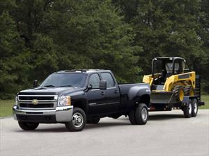 Chevrolet Silverado y GMC Sierra son llamadas a revisión