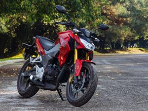 Manejamos la Honda CB 190R 2016