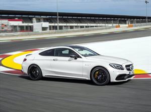 Mercedes-AMG C63 Coupé 2017 se presenta