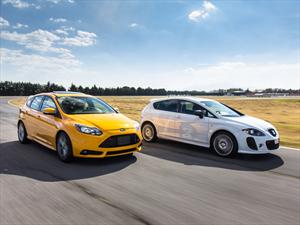 Ford Focus ST 2013 vs SEAT Leon Súper Copa