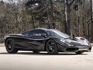 McLaren F1 con 2,800 millas sale a la venta