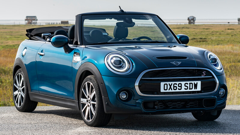 MINI Cooper S Convertible Sidewalk 2020, elegancia y exclusividad al aire libre