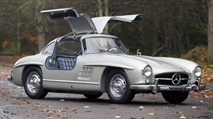 Mercedes-Benz 300SL 1955 con carrocería de aluminio vendido en u$s 4.62 millones