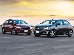 Los Chevrolet Onix y Prisma se renuevan