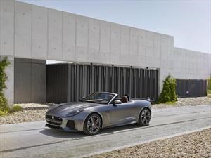 Jaguar F-Type SVR es el mejor convertible de 2017