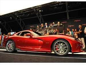 SRT Viper GTS 2013 es subastado en 300,000 dólares