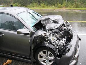 Los accidentes automotrices le cuestan a cada Americano 900 dólares