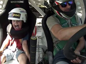 Video: Derrapando con papá