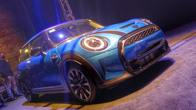 MINI Cooper 2022 llega a México con nuevo diseño y más equipamiento