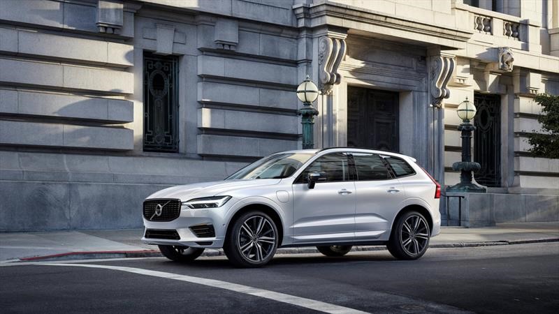 El Volvo XC60 híbrido ya se vende en Europa
