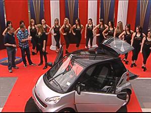 ¿Cuántas chicas caben en un smart ForTwo?