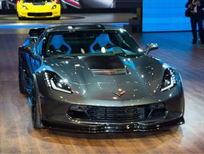 Chevrolet Corvette Grand Sport 2017 #1 fue subastado en $170,000 dólares