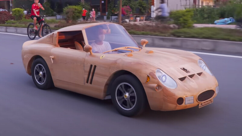 El Ferrari más caro del mundo es homenajeado, fue creado con madera y además funciona