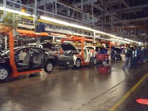 Ford anula inversión en México tras presión de Trump