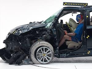 Dodge y Jeep obtienen malos resultados en pruebas del IIHS